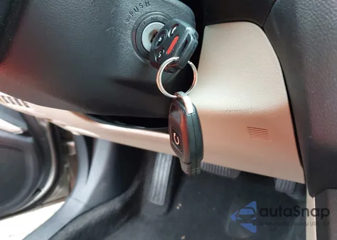 2015 Subaru Legacy 2.5I Premium из США, поврежденный, VIN 4S3BNAF65F3035684